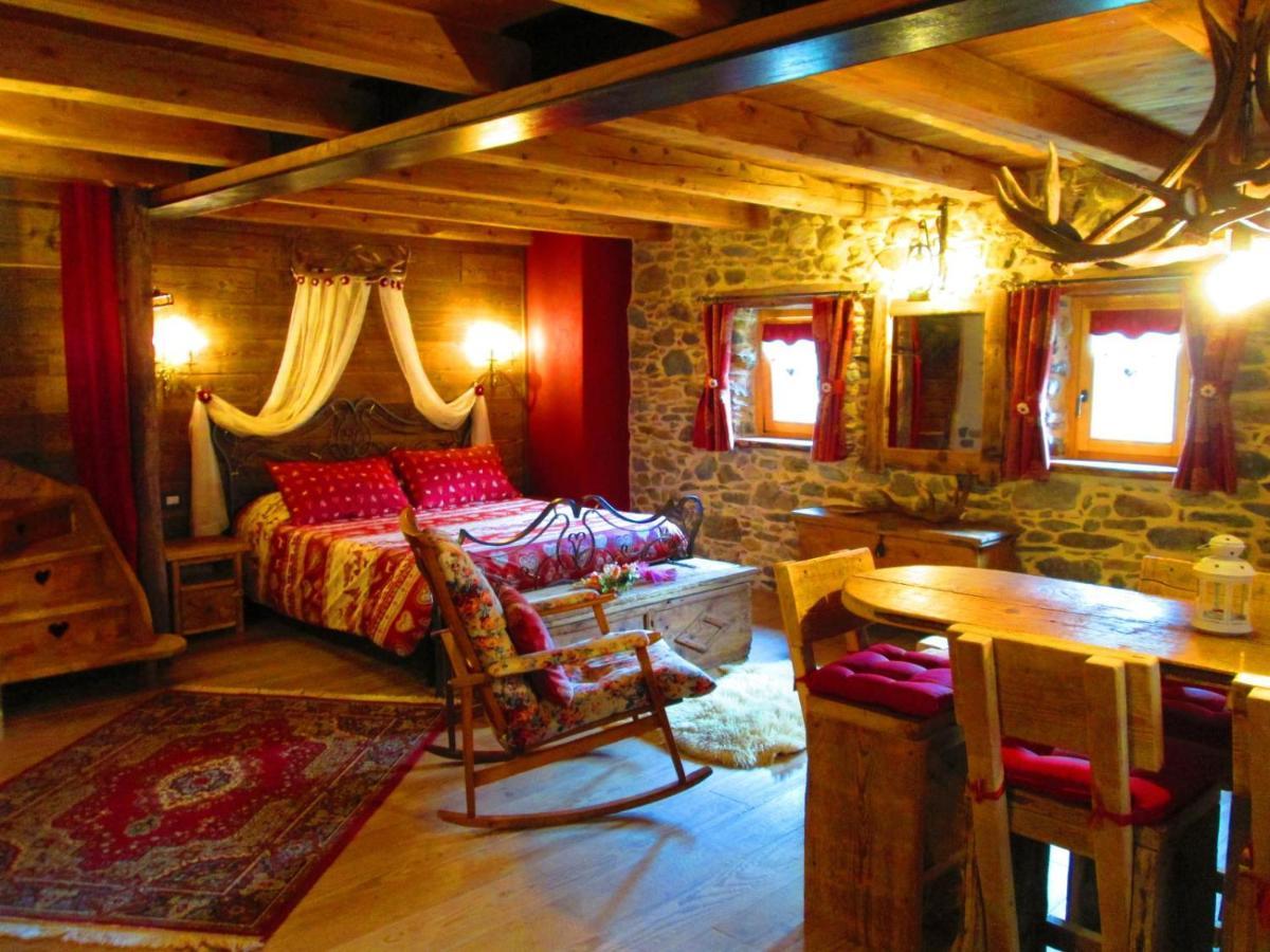 Chalet Cuore Selvatico Monno Luaran gambar