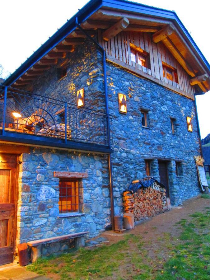 Chalet Cuore Selvatico Monno Luaran gambar